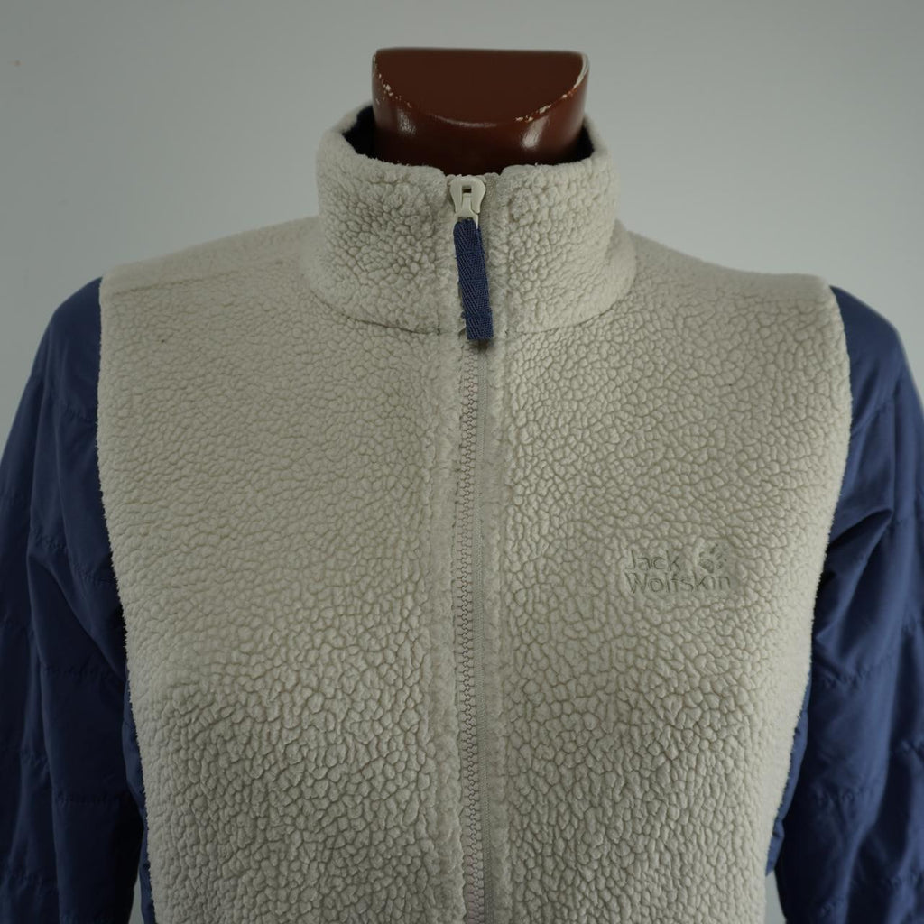 Chaqueta de mujer Jack Wolfskin. Azul. Talla S. Usada. En buen estado.