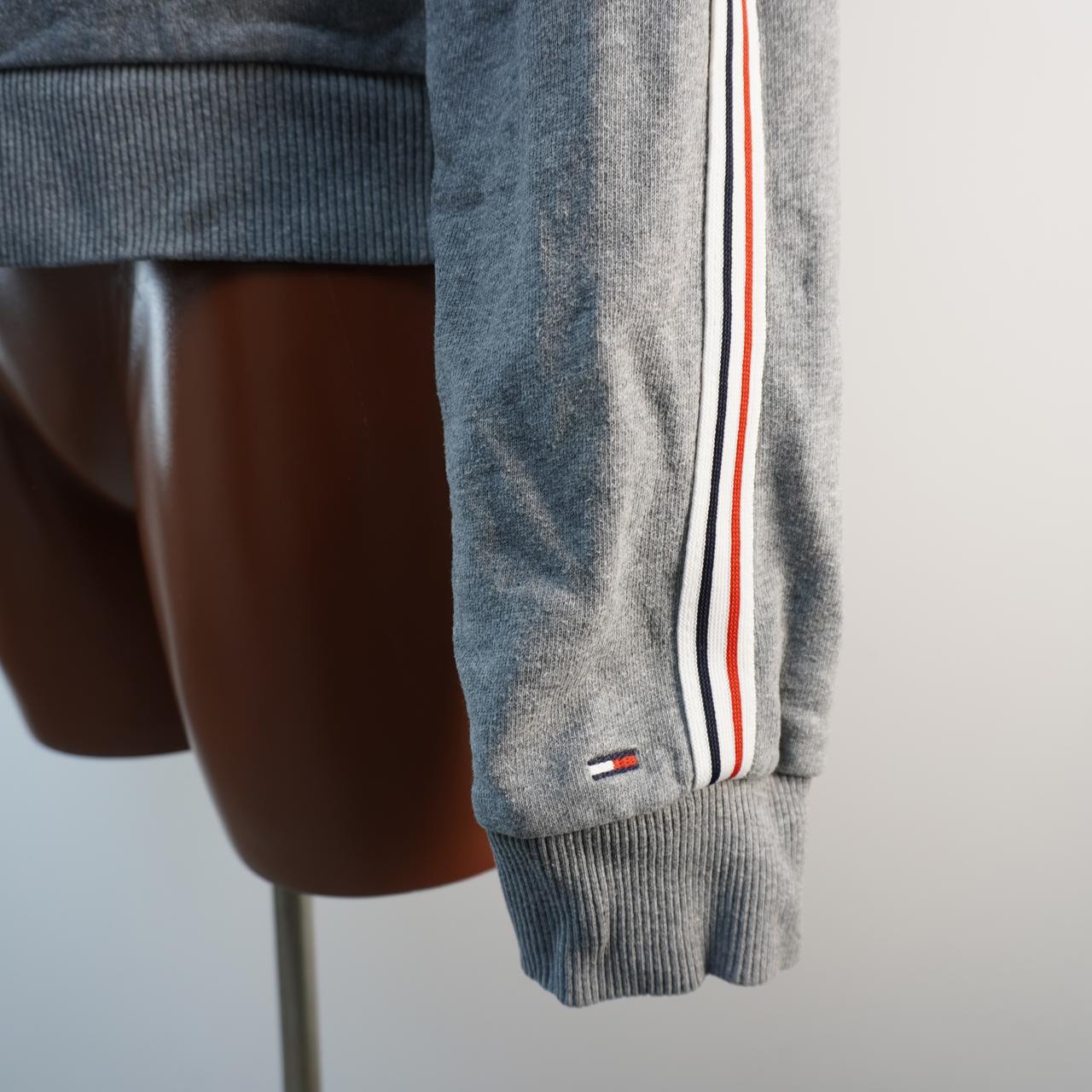 Suéter de mujer Tommy Hilfiger. Gris. XL. Usado. En buen estado