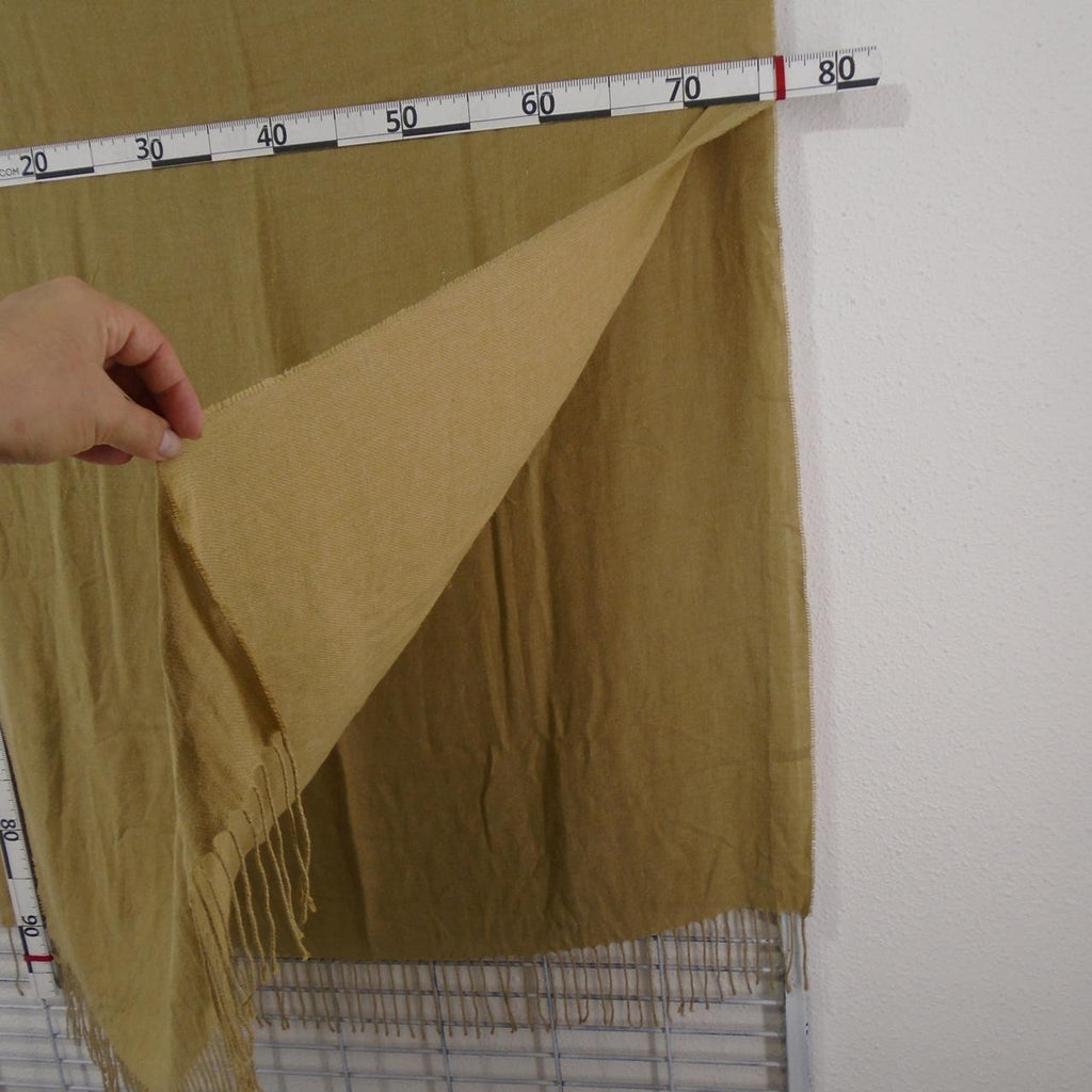 Ropa y accesorios para mujer Italia Moda. Beige. L. Usado. Bien