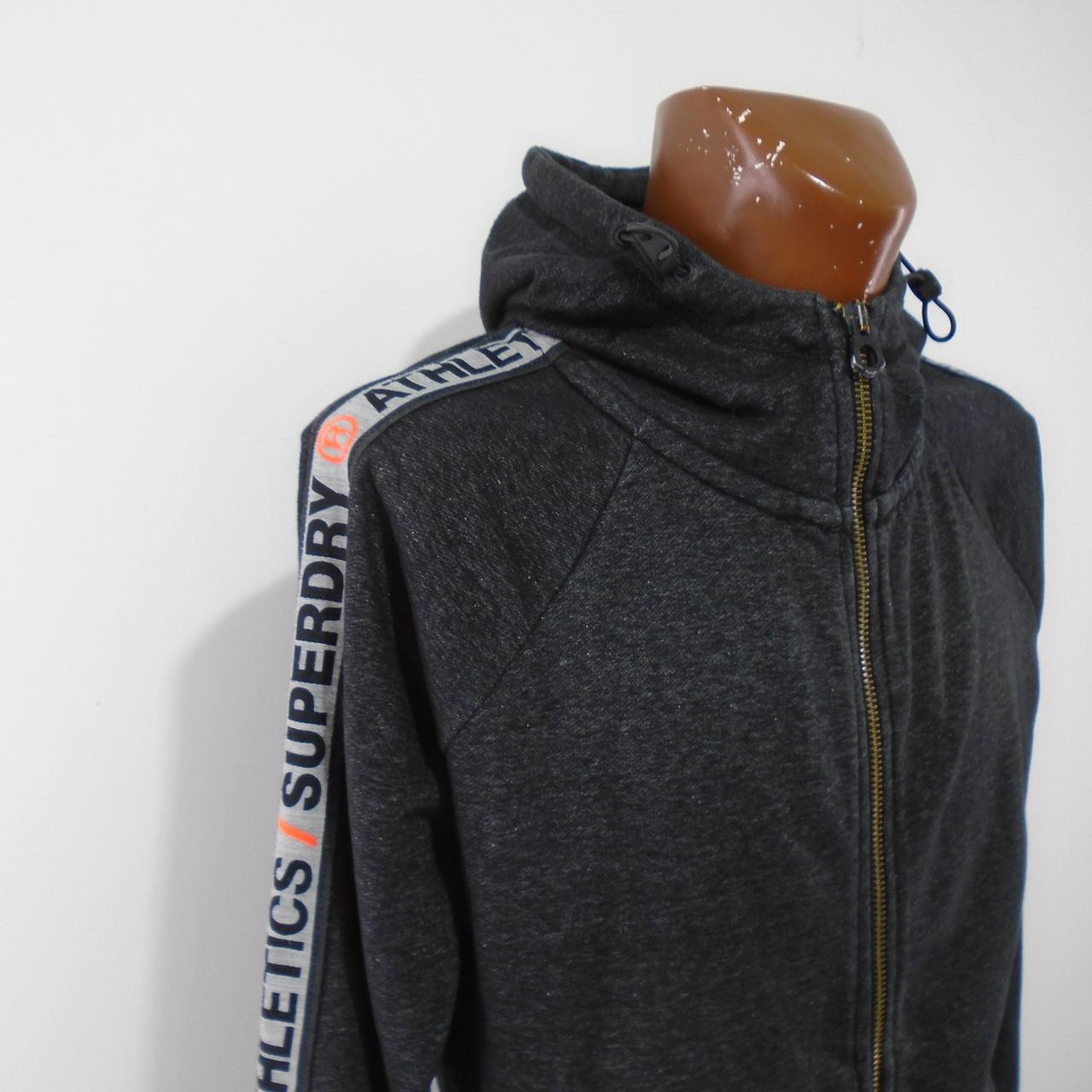 Sudadera con capucha para hombre Superdry. Negra. M. Usada. Buena calidad