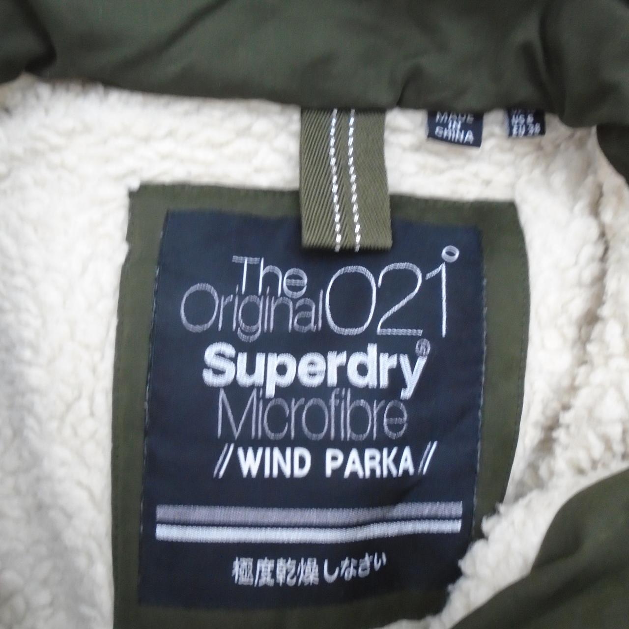 Women's Parka Superdry. Khaki. M. Used. Good