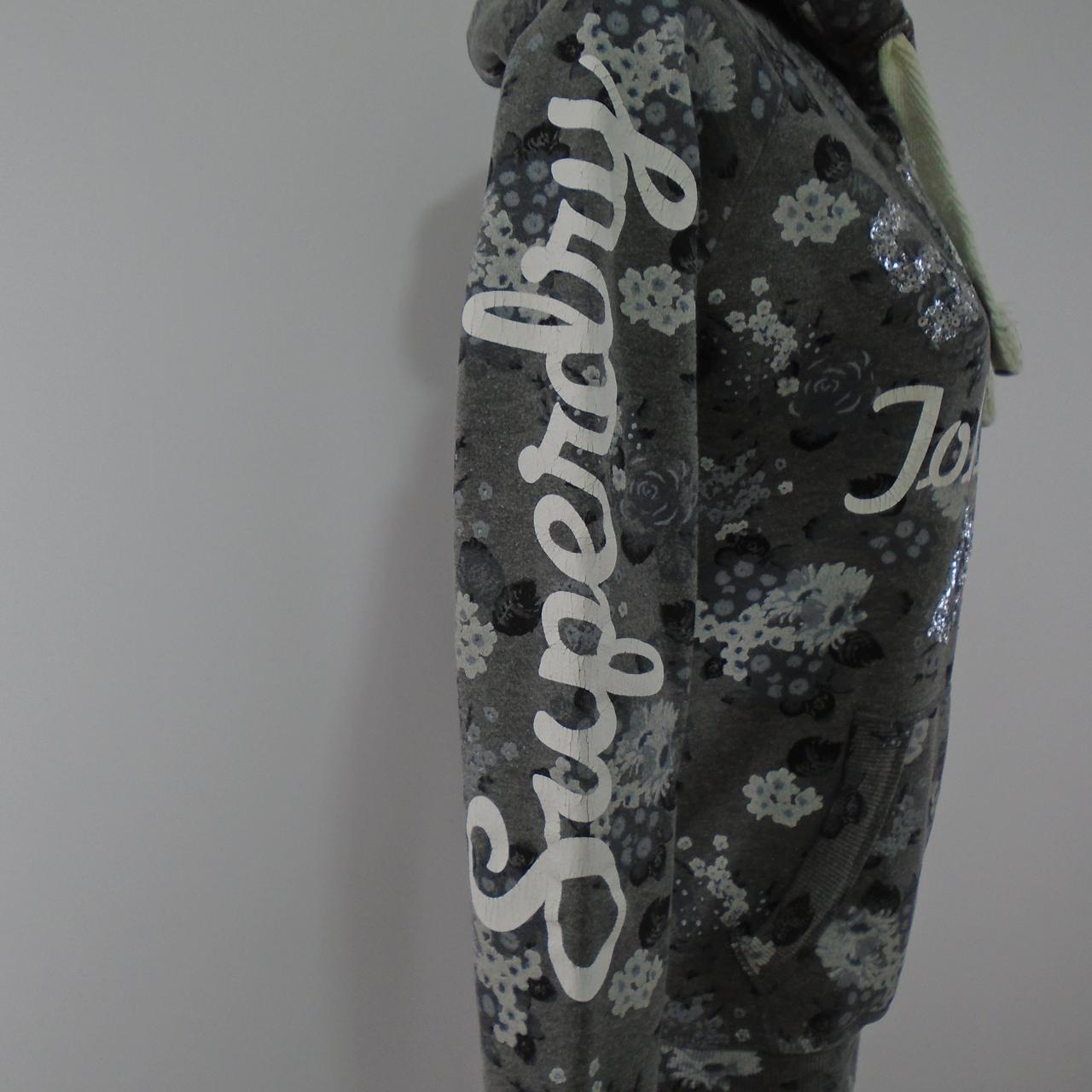 Women's Hoodie Superdry. Grey. S. Used. Good