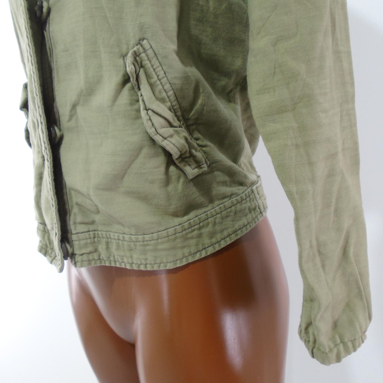 Chaqueta de mujer Hollister. Caqui. M. Usado. Bien