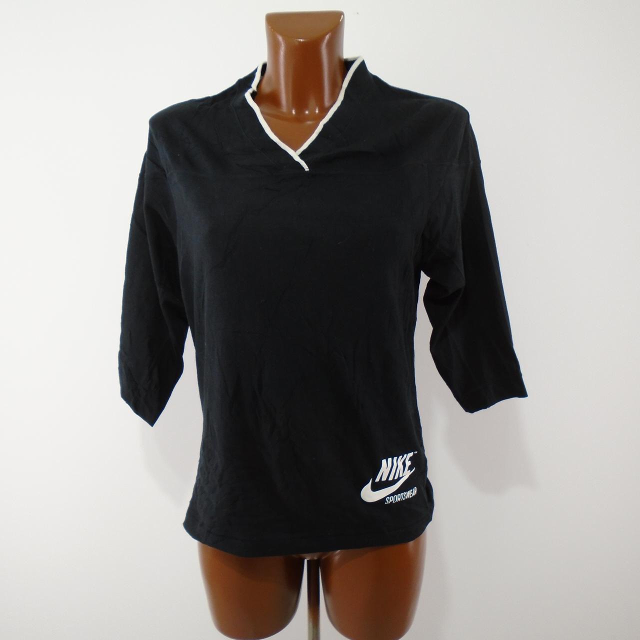 Women's T-Shirt Nike. Black. XS. Used. Very good