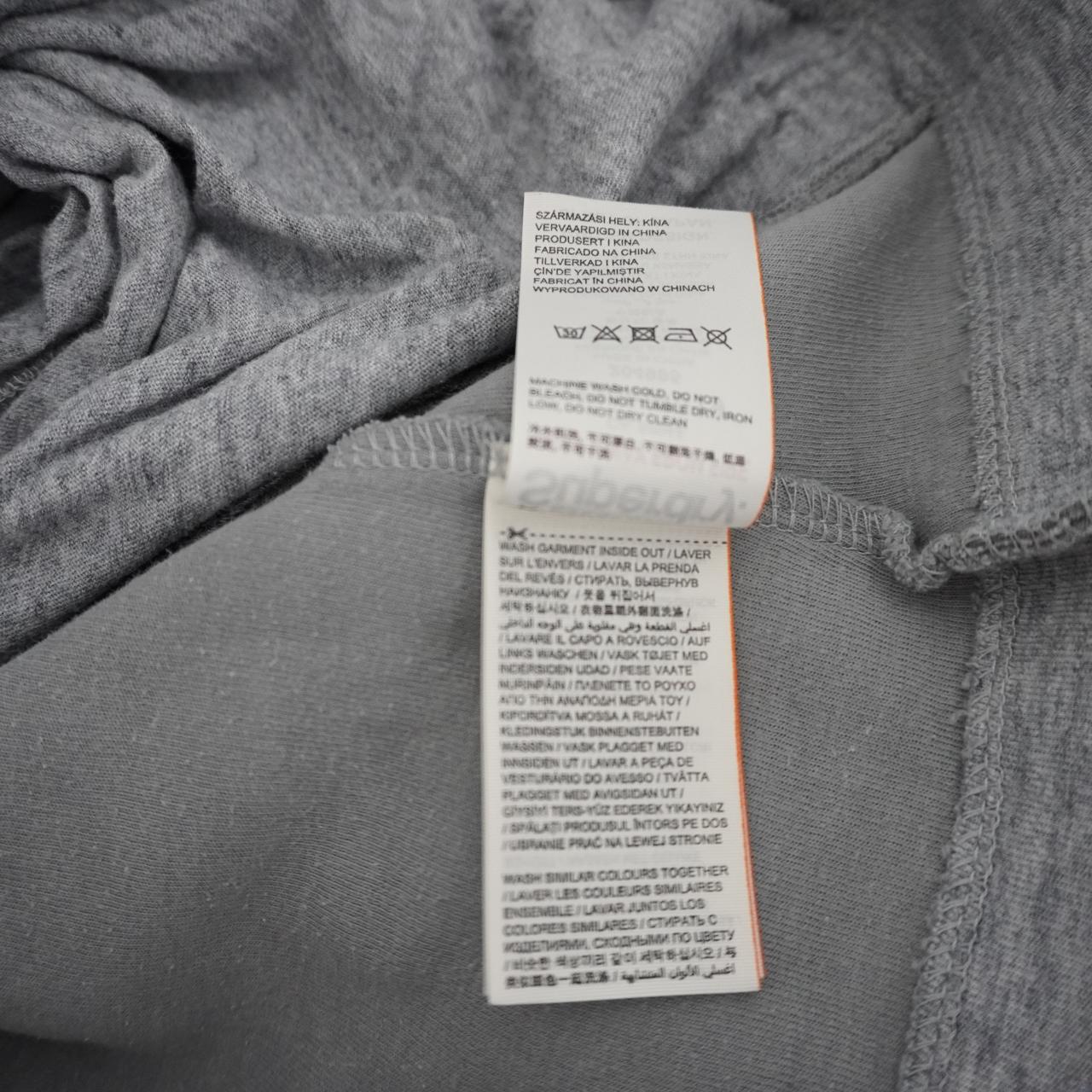 Sudadera con capucha para mujer Superdry. Gris. SG. Usado. Bien