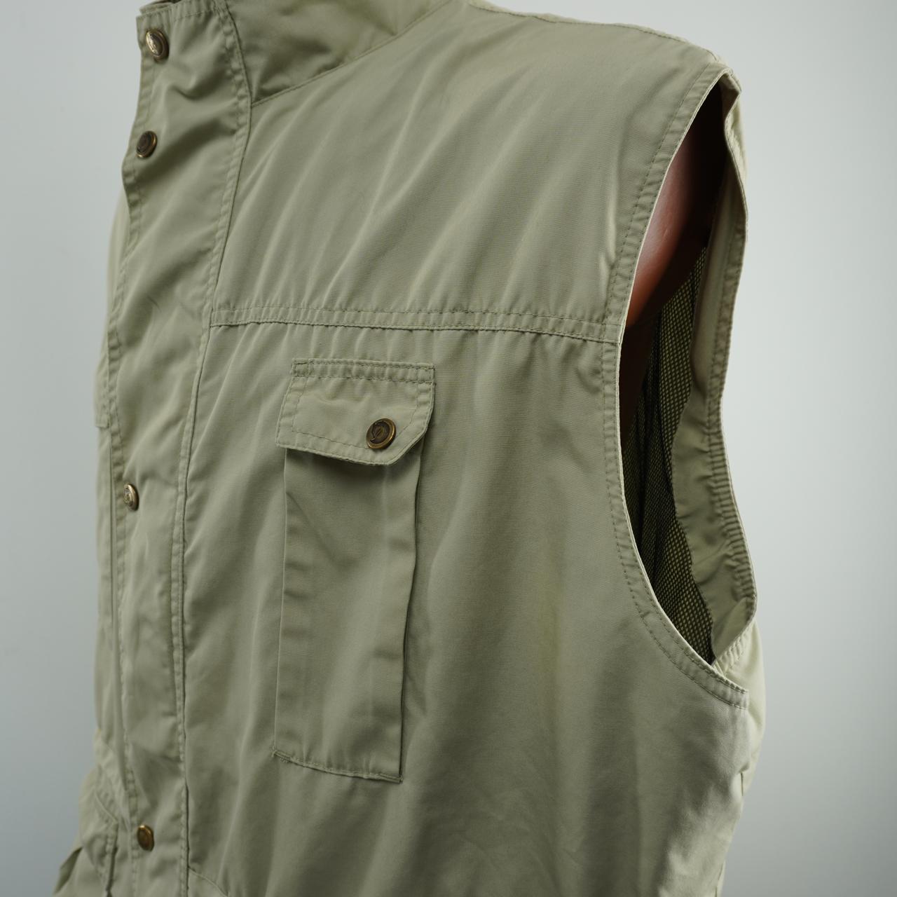 Chaleco Fjallraven para hombre. Beige. Talla XL. Usado. En buen estado.