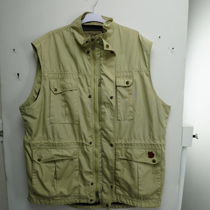 Chaleco Fjallraven para hombre. Beige. Talla XL. Usado. En buen estado.