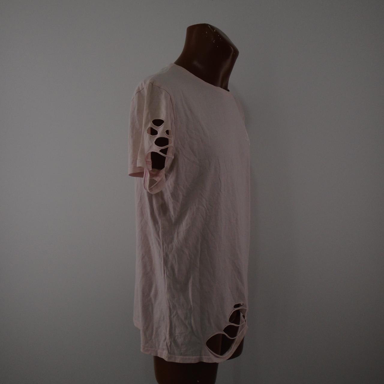 T-shirt homme Siksilk.  Rose.  M. Utilisé.  Bien