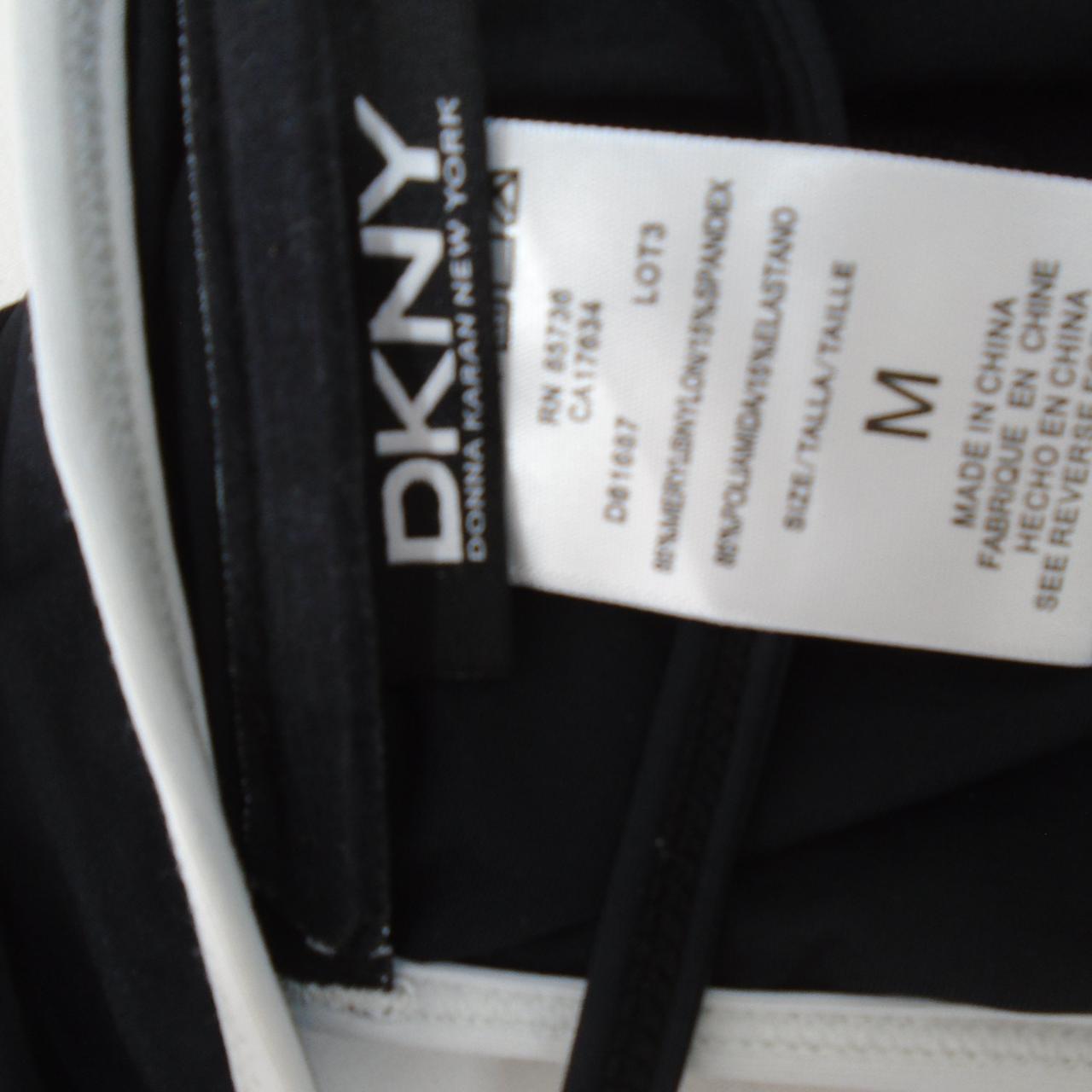Women's Swimsuit DKNY. Black. M. Used. Good