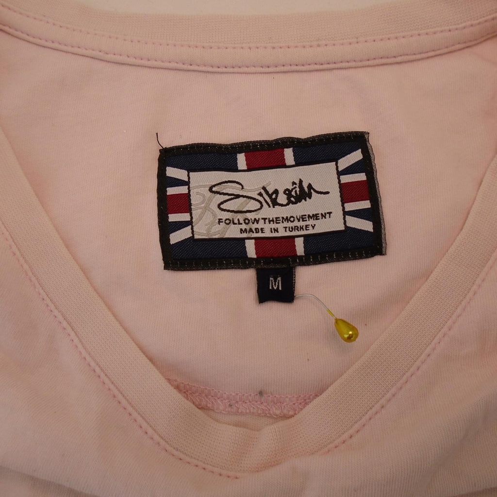 T-shirt homme Siksilk.  Rose.  M. Utilisé.  Bien