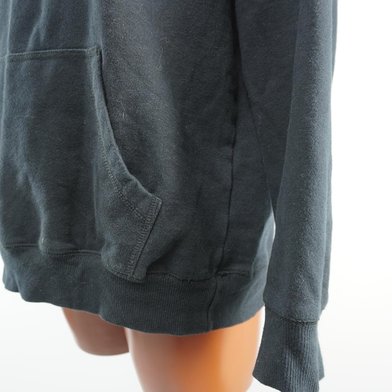 Sudadera con capucha para mujer Wrung. Negra. Talla L. Usada. En buen estado.