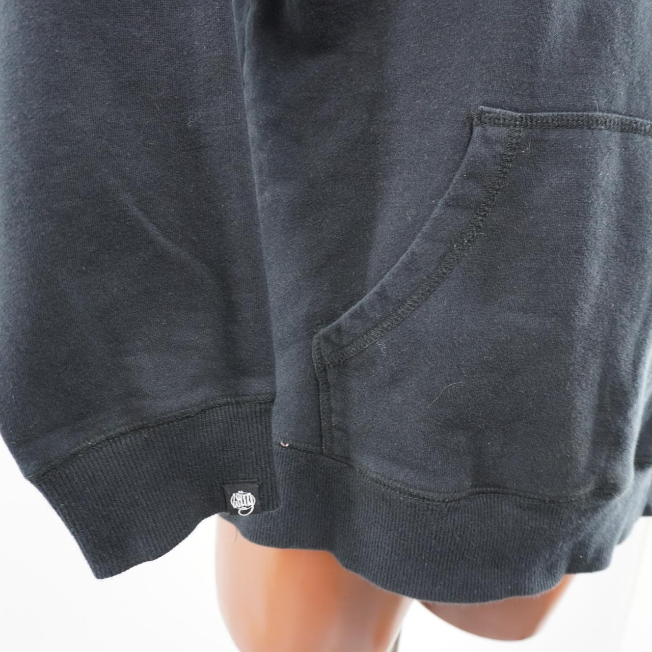 Sudadera con capucha para mujer Wrung. Negra. Talla L. Usada. En buen estado.