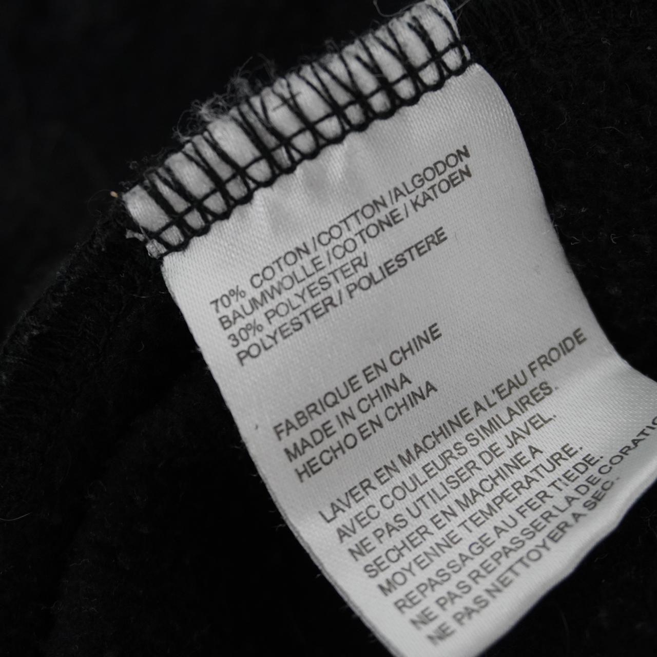 Sudadera con capucha para mujer Wrung. Negra. Talla L. Usada. En buen estado.