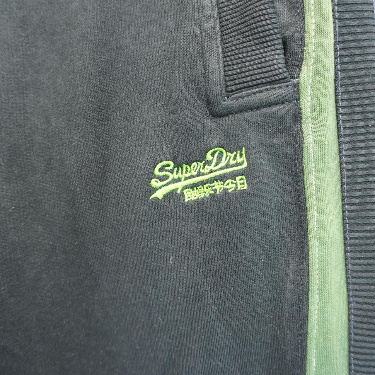 Men's Pants Superdry. Green. S. Used. Good