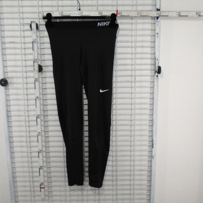 Pantalones de mujer Nike. Negro. S. Usado. Bien
