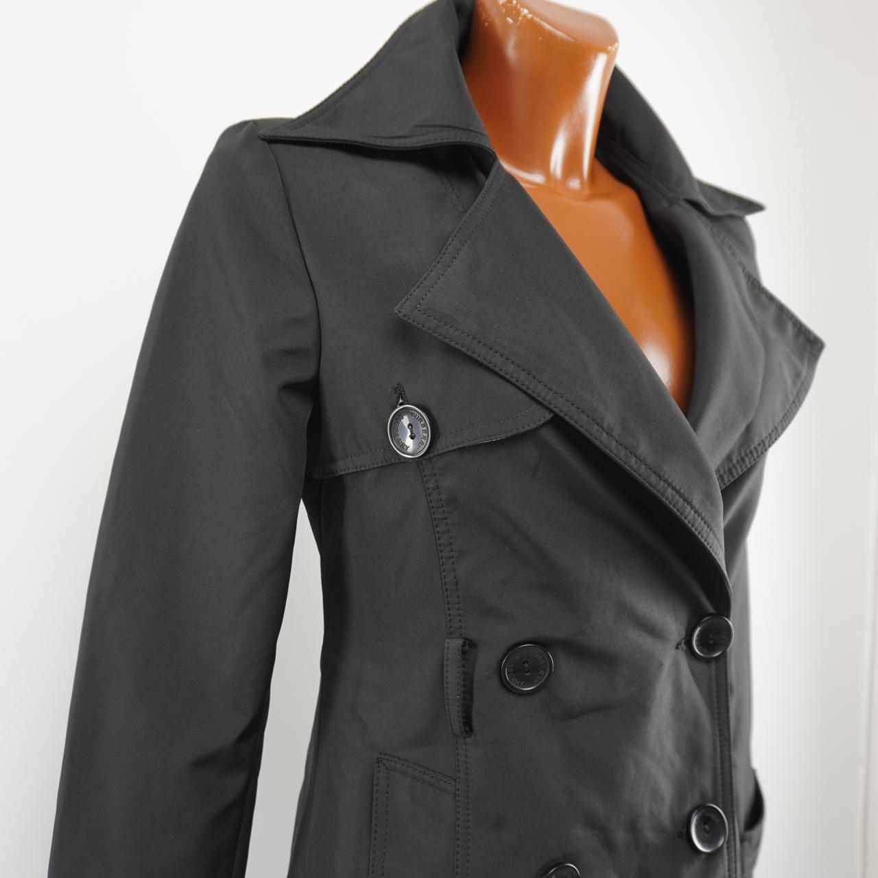 Women's Coat Burberry. Black. S. Used. Good