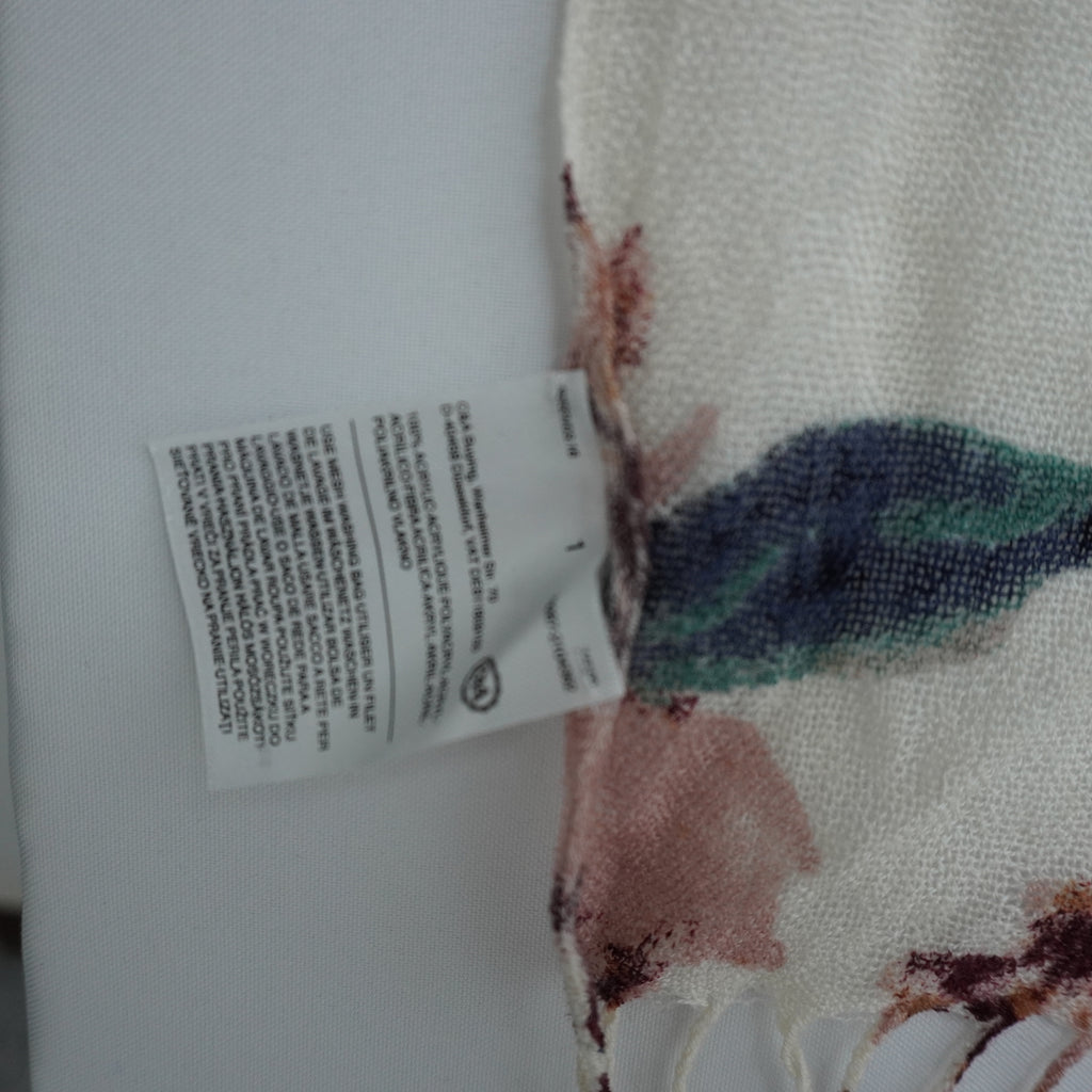 Women's Multicolor C&A Scarf - 80x200, Pre-owned in Very Good Condition