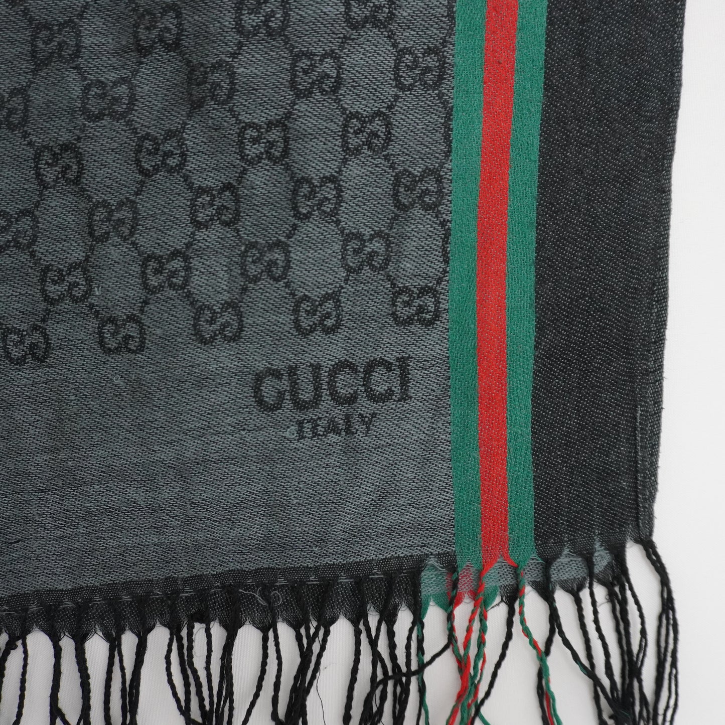 Pre-Owned Women's Gucci Scarf - Black, 70x180