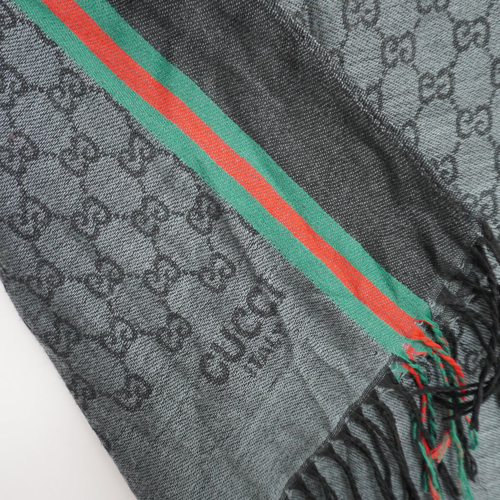 Pre-Owned Women's Gucci Scarf - Black, 70x180