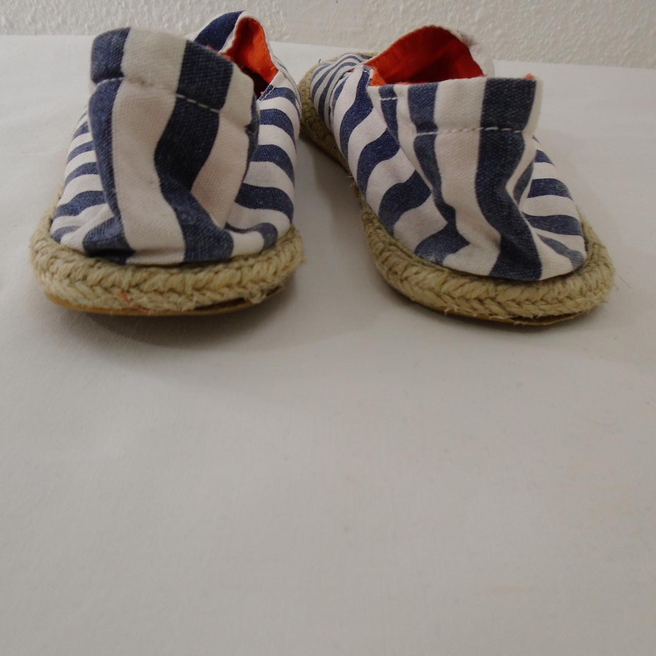 Women's Flats H&M. Multicolor. 38. Used. Satisfactory