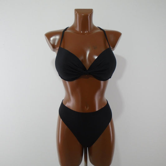 Women's Swimsuit Relleciga. Black. L. Used. Good