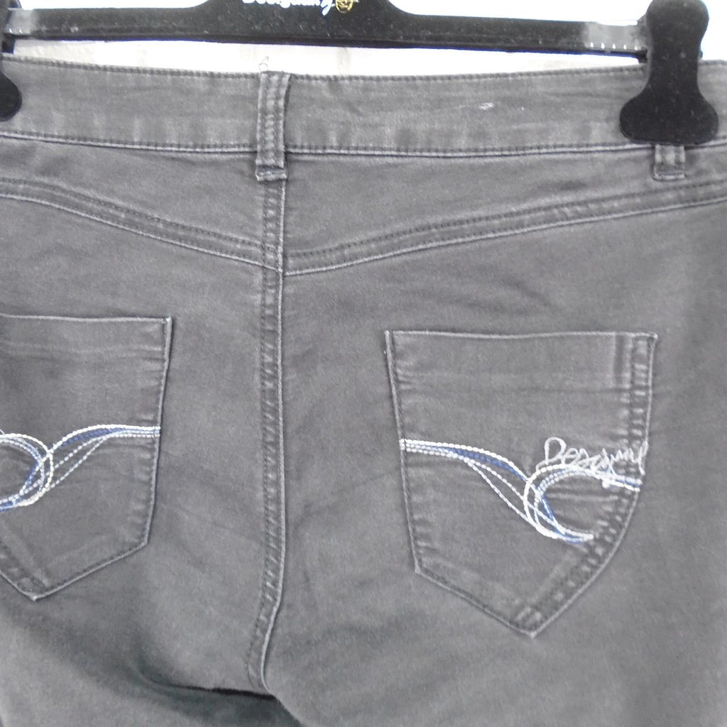 Women's Jeans Desigual. Black. M. Used. Good