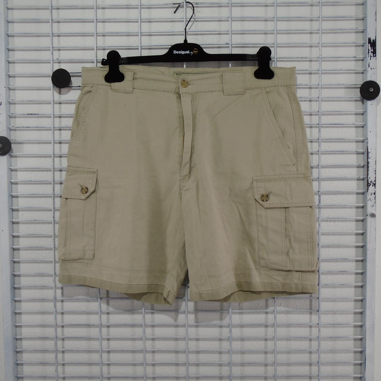 Men's Shorts Adventure. Beige. M. Used. Good