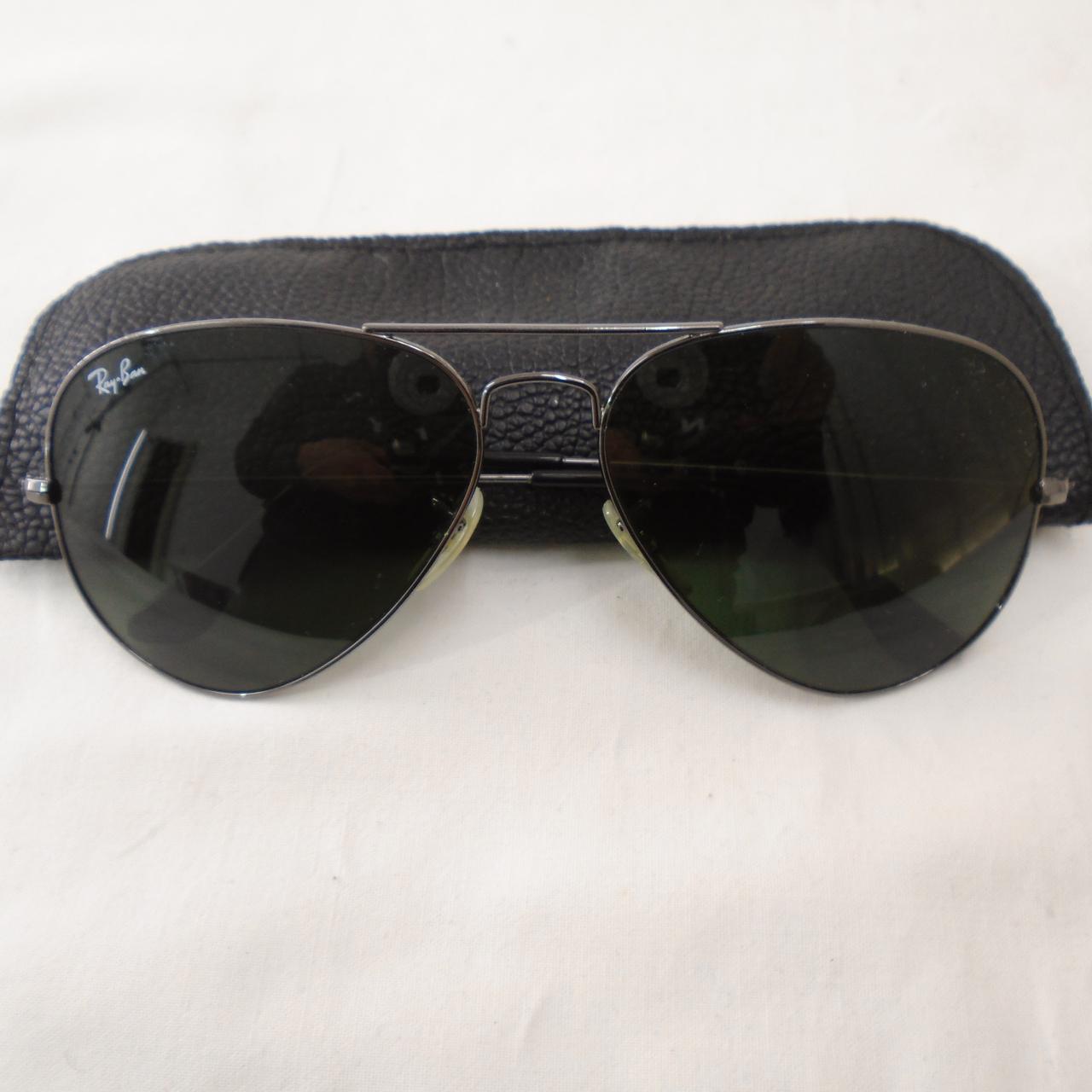 Women's Sunglasses ray ban. Black. M. Used. Good