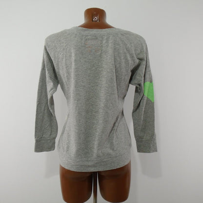 Women's T-Shirt Superdry. Grey. S. Used. Good