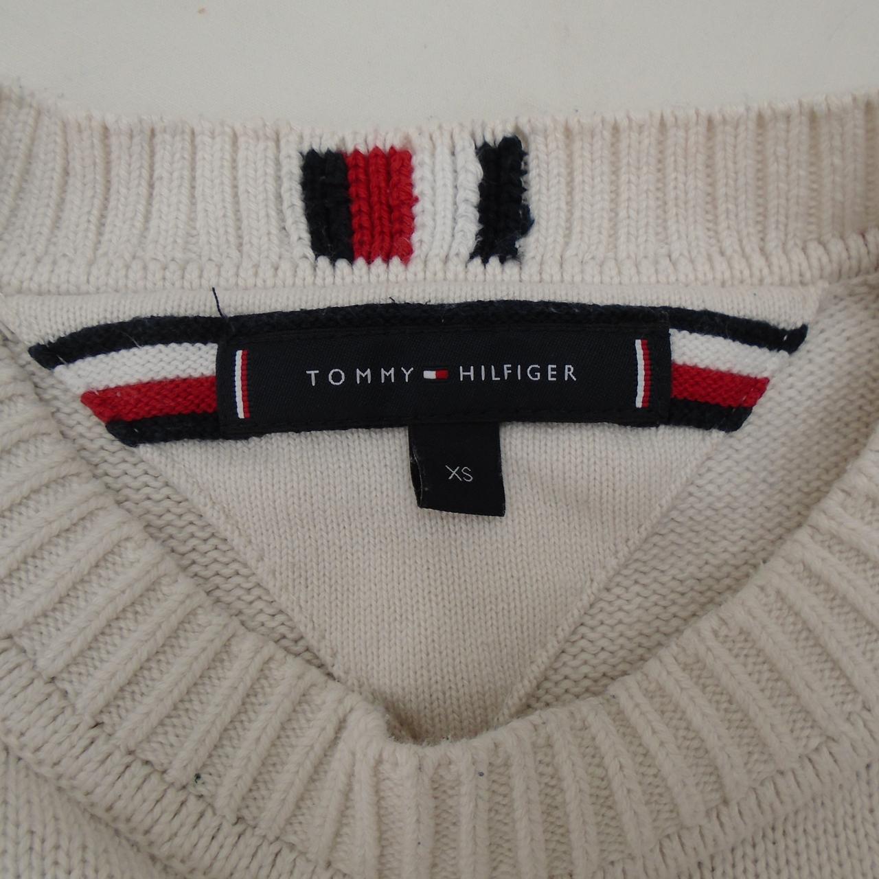 Suéter de hombre Tommy Hilfiger. Multicolor. Talla XS. Usado. Buen estado