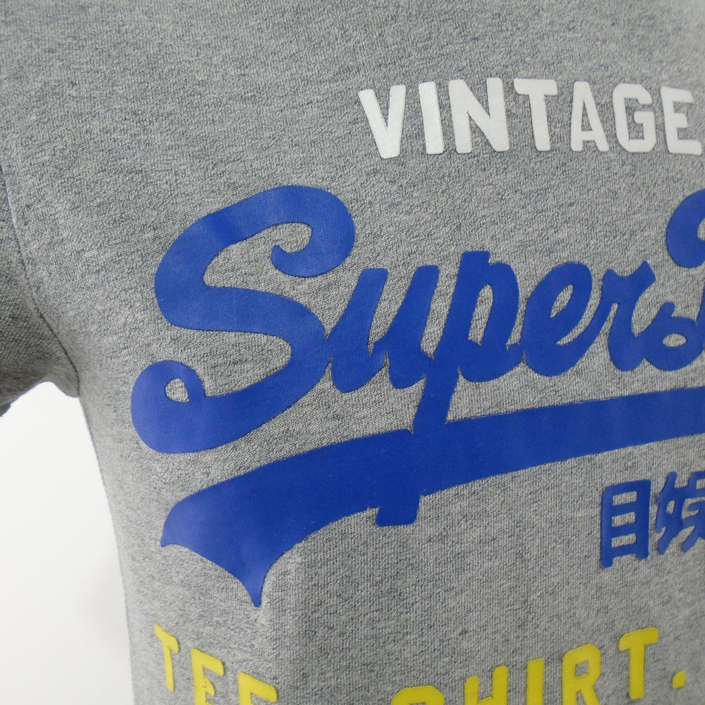 Camiseta Hombre Superdry Vintage. Gris. XS. Usado. Bien