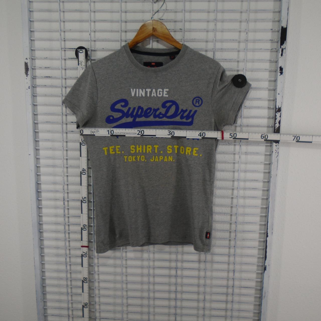 Camiseta Hombre Superdry Vintage. Gris. XS. Usado. Bien