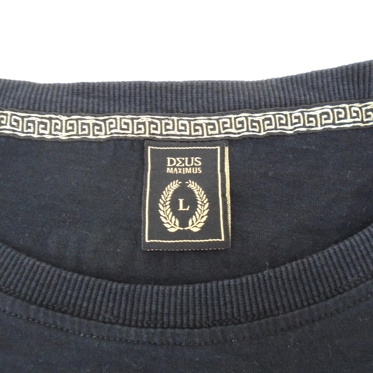 Men's T-Shirt Deus Maximus. Black. L. Used. Good