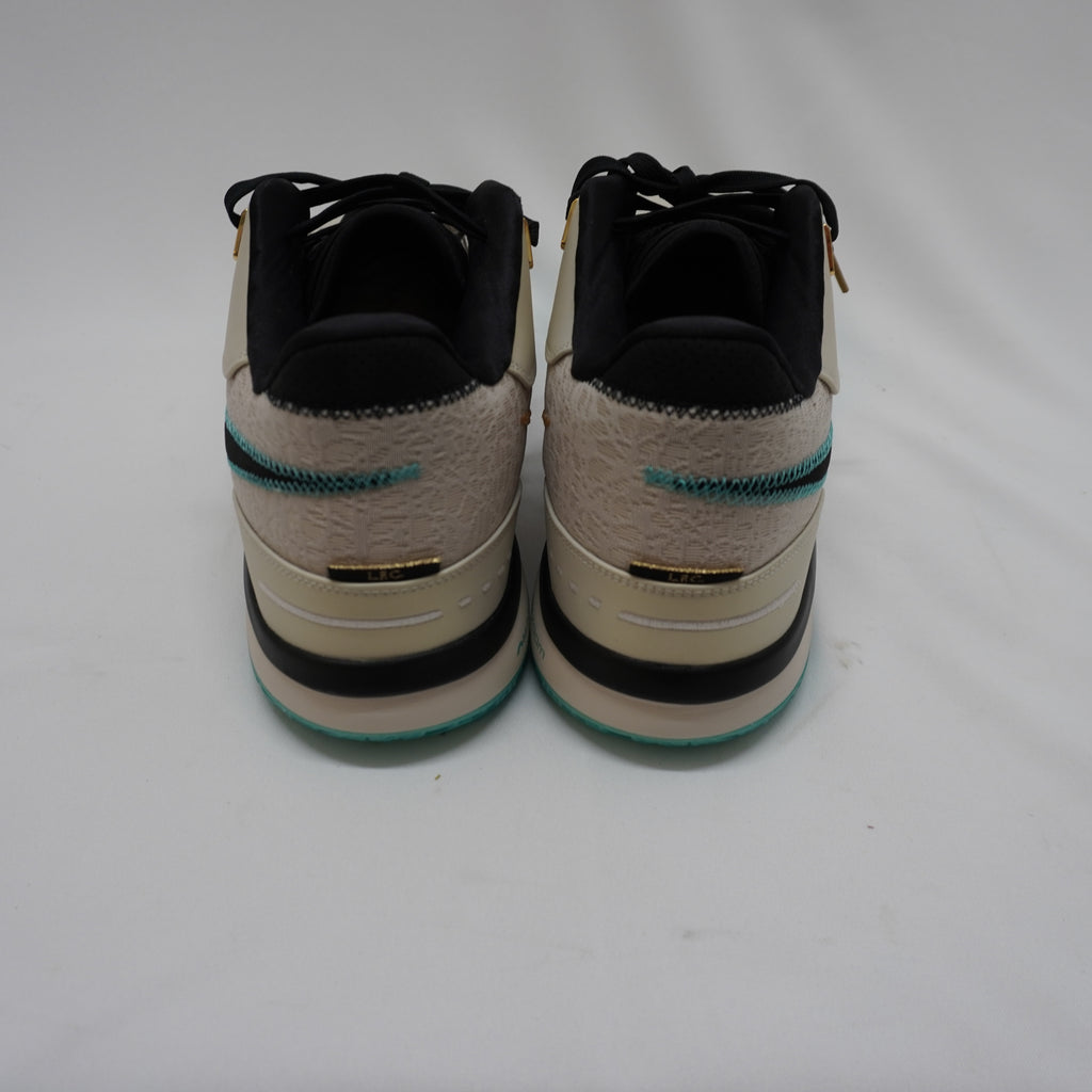 New Men's Nike Sneakers - Grey, Size 51.5