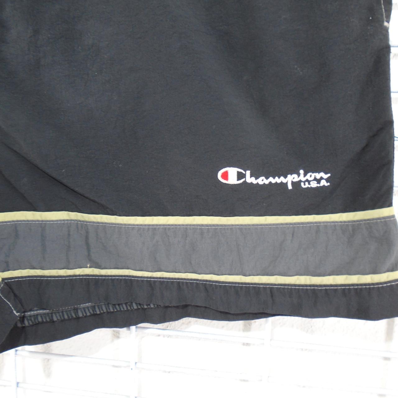 Men's Shorts Champion. Black. XL. Used. Good