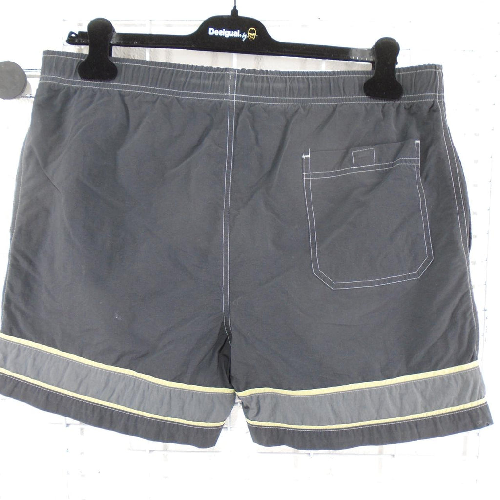 Men's Shorts Champion. Black. XL. Used. Good