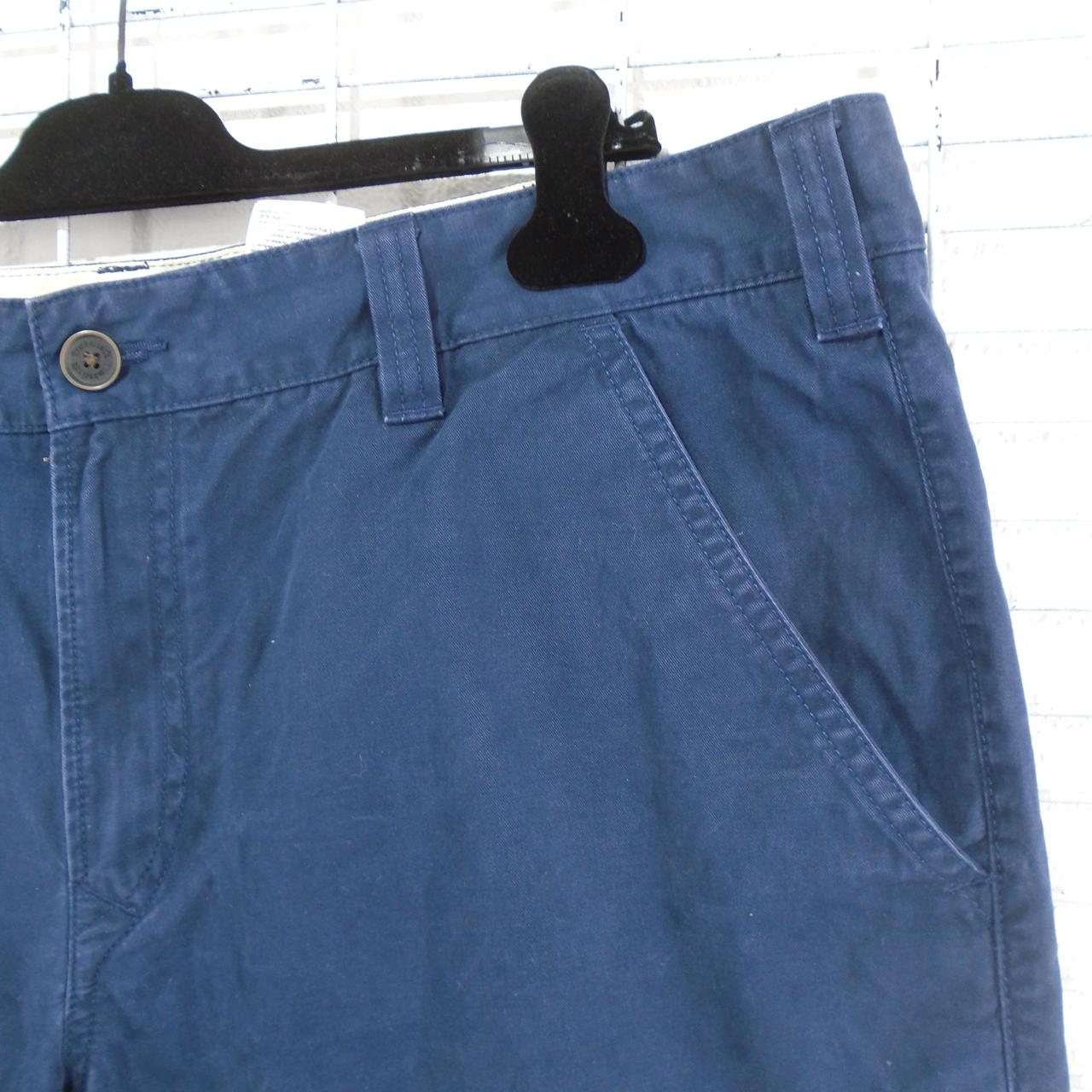 Pantalones cortos para hombre Timberland. Azul oscuro. L. Usado. Bien