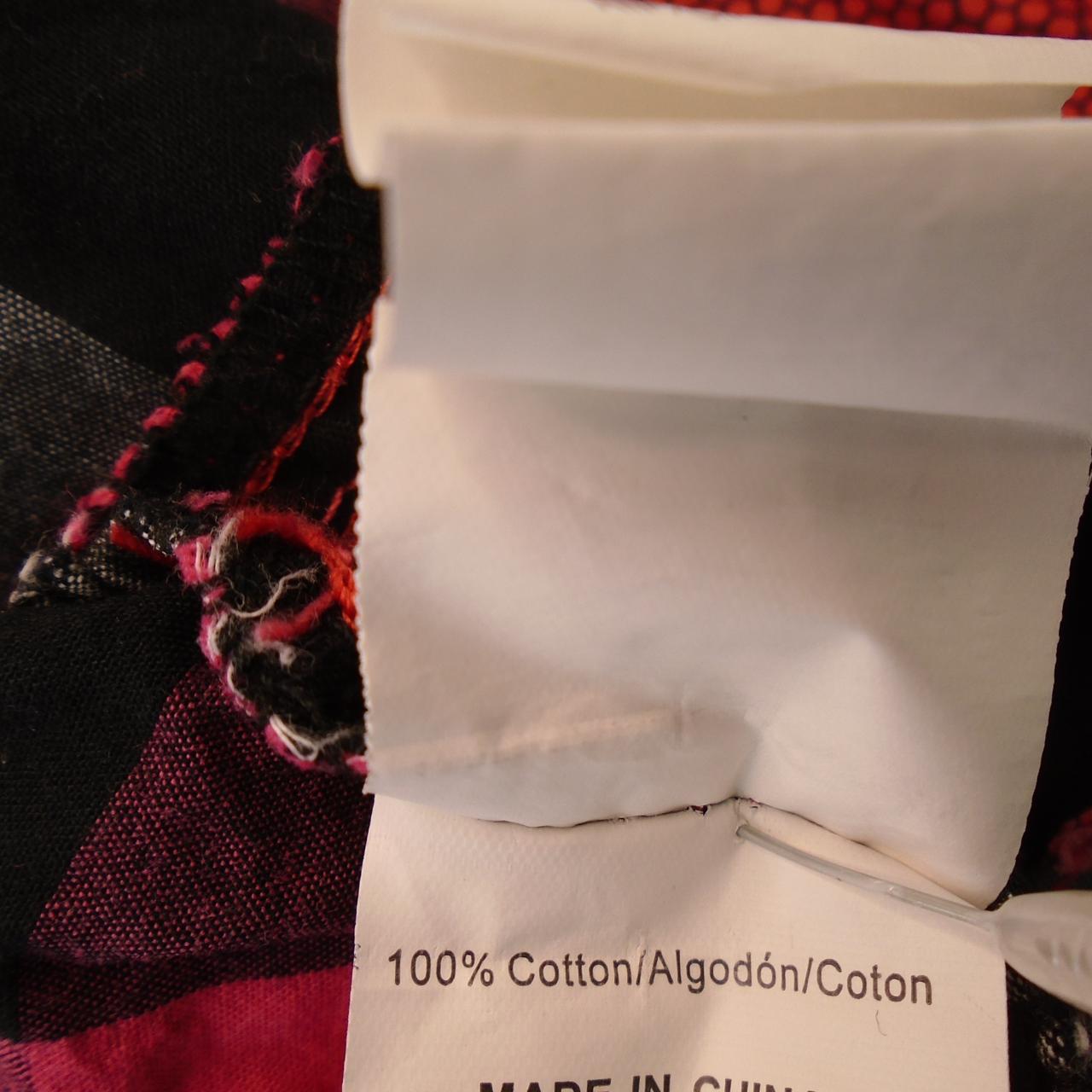 Pantalones cortos de hombre Polinesia. Multicolor. SG. Usado. Bien