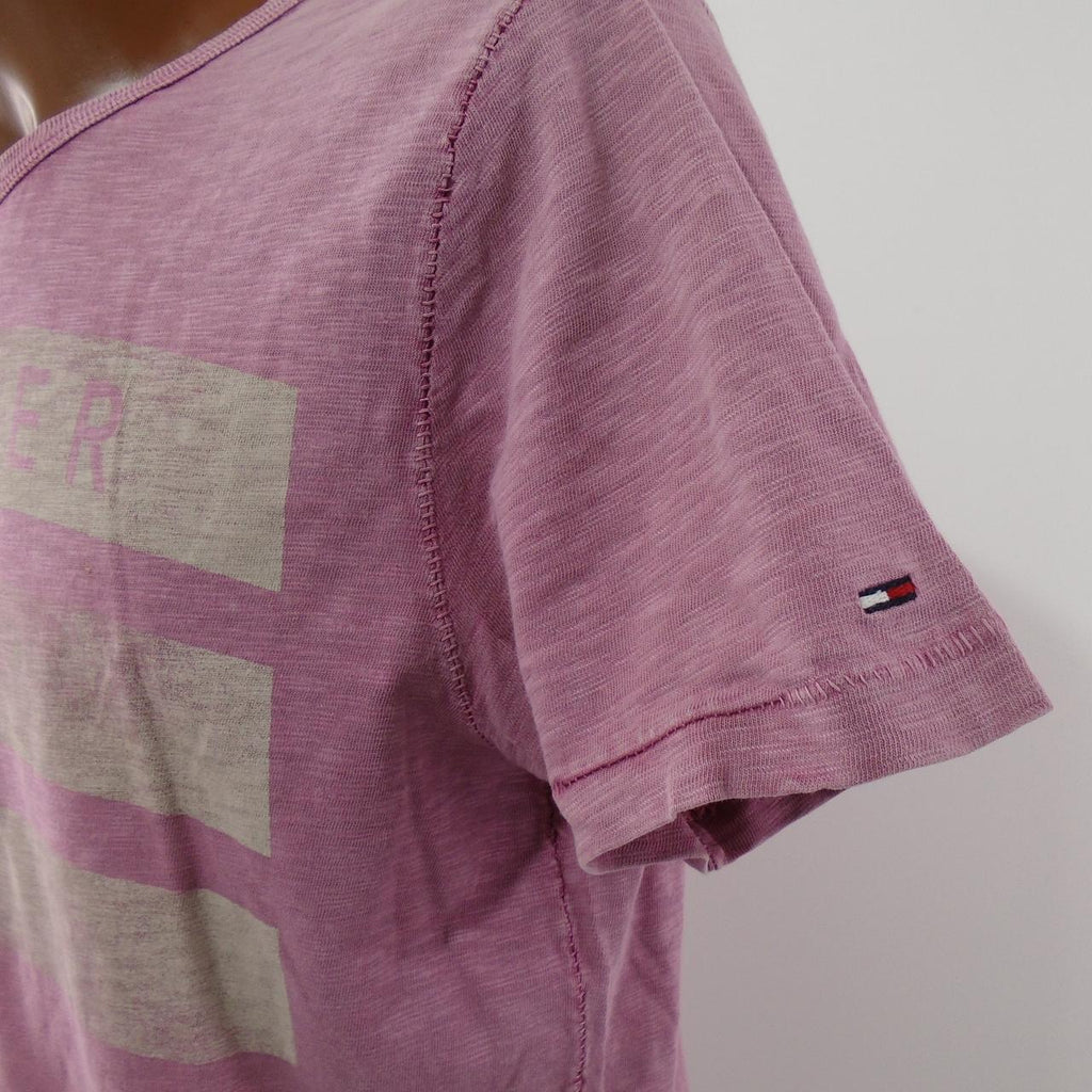 Men's T-Shirt Tommy Hilfiger. Pink. XL. Used. Good