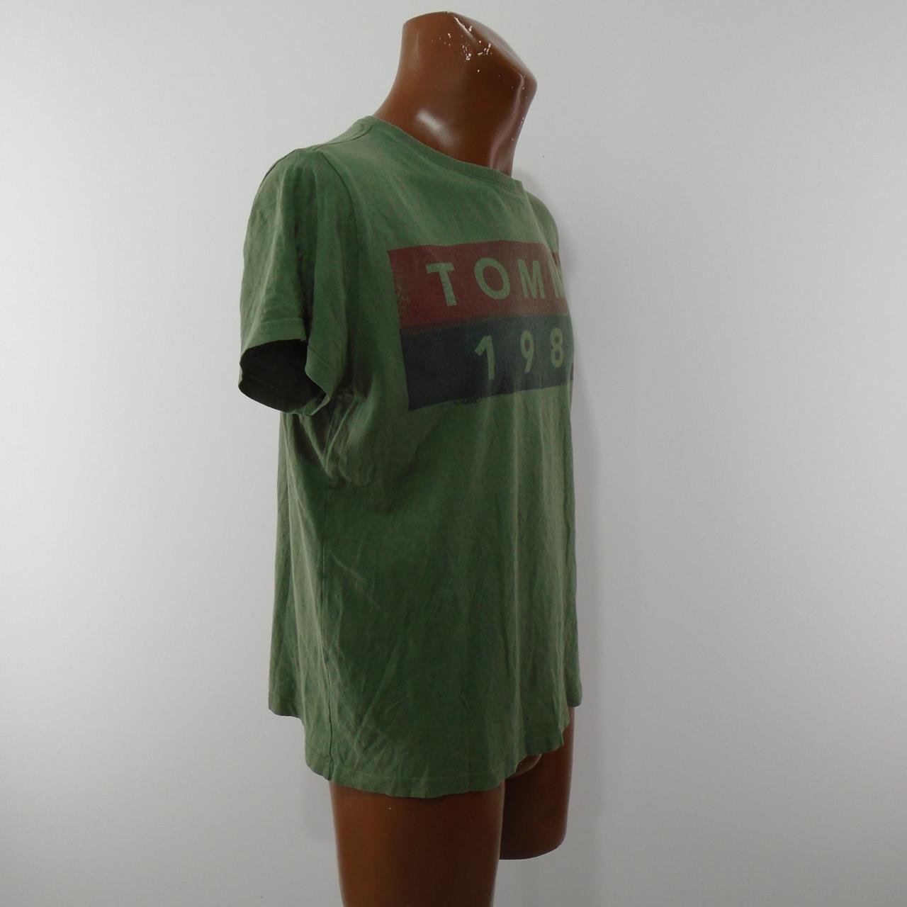 Men's T-Shirt Tommy Hilfiger. Khaki. L. Used. Good