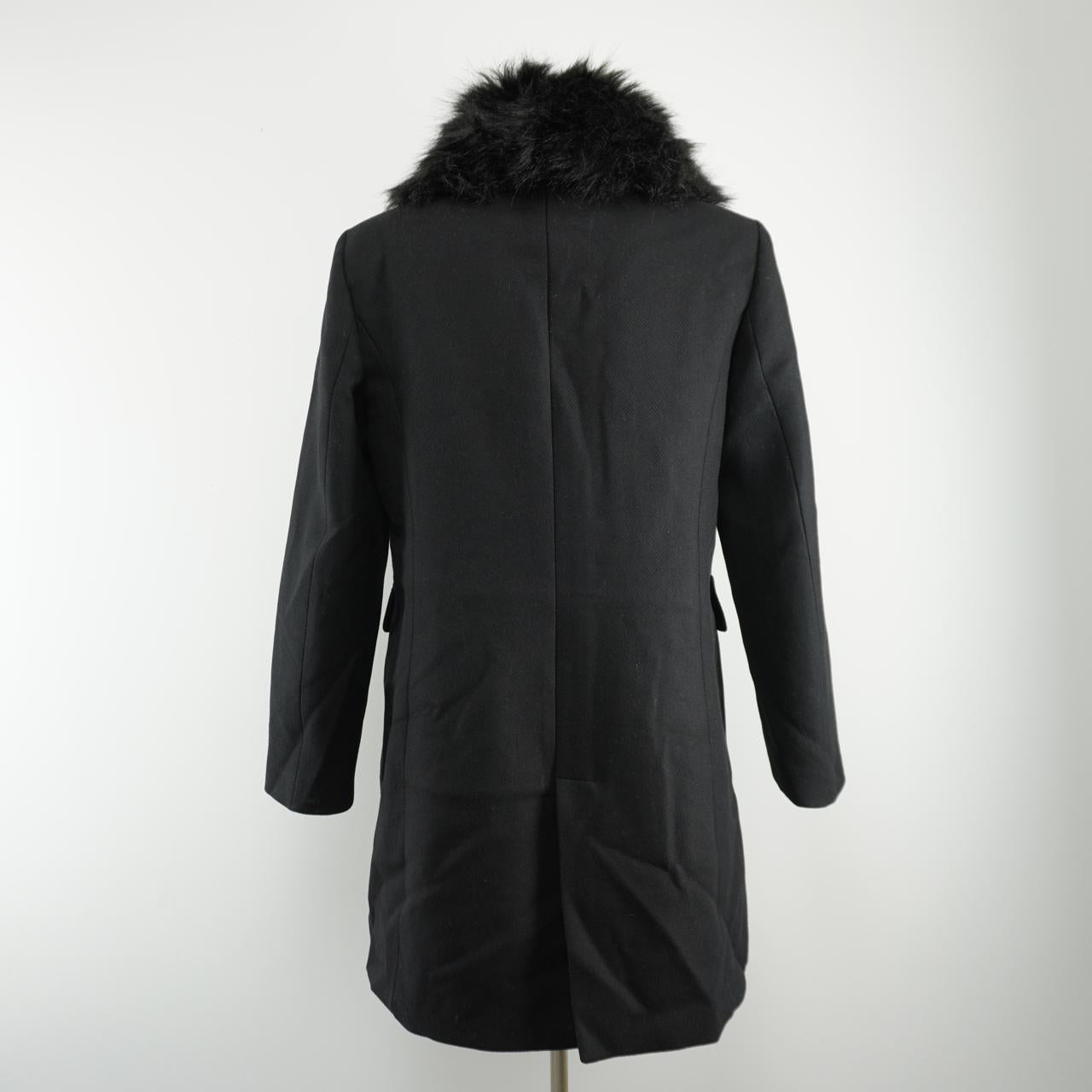 Women's Coat Zara. Black. L. Used. Good