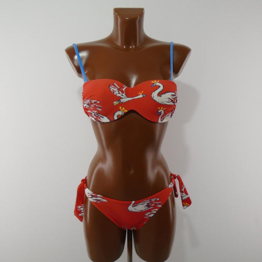 Women's Swimsuit M&D. Red. M. Used. Good