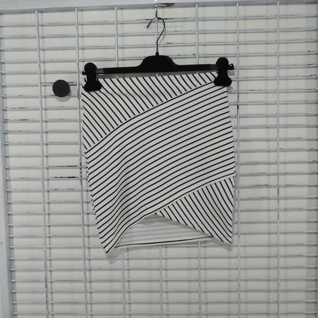 Women's Skirt Atmosphere. Multicolor. XS. Used. Good