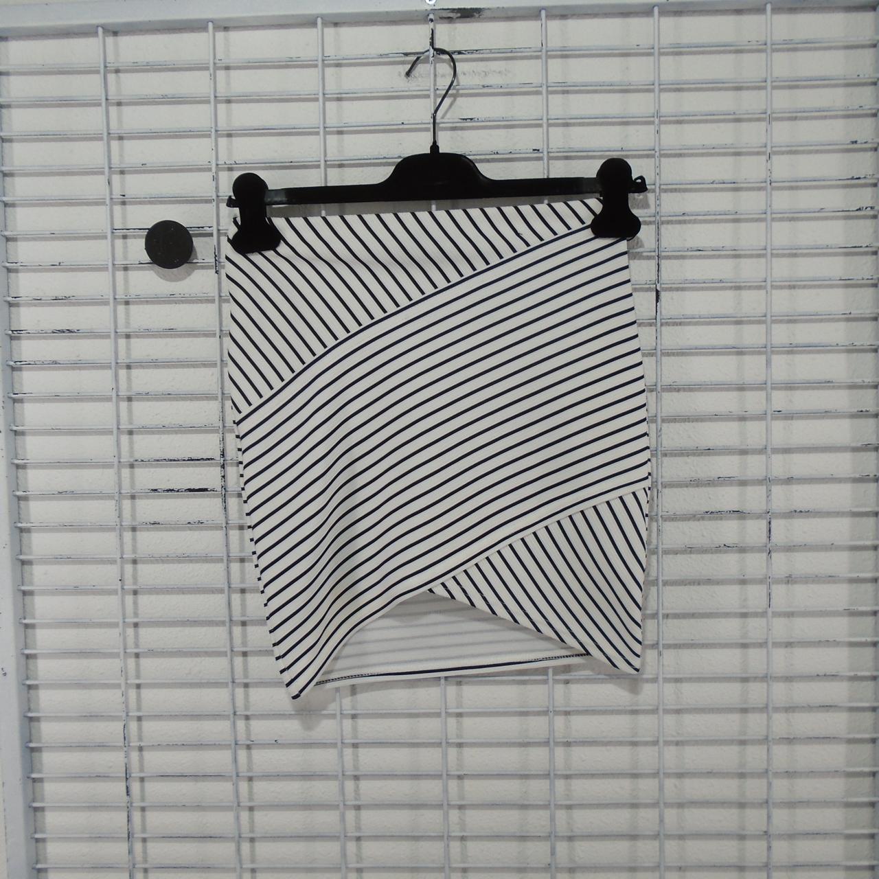 Women's Skirt Atmosphere. Multicolor. XS. Used. Good