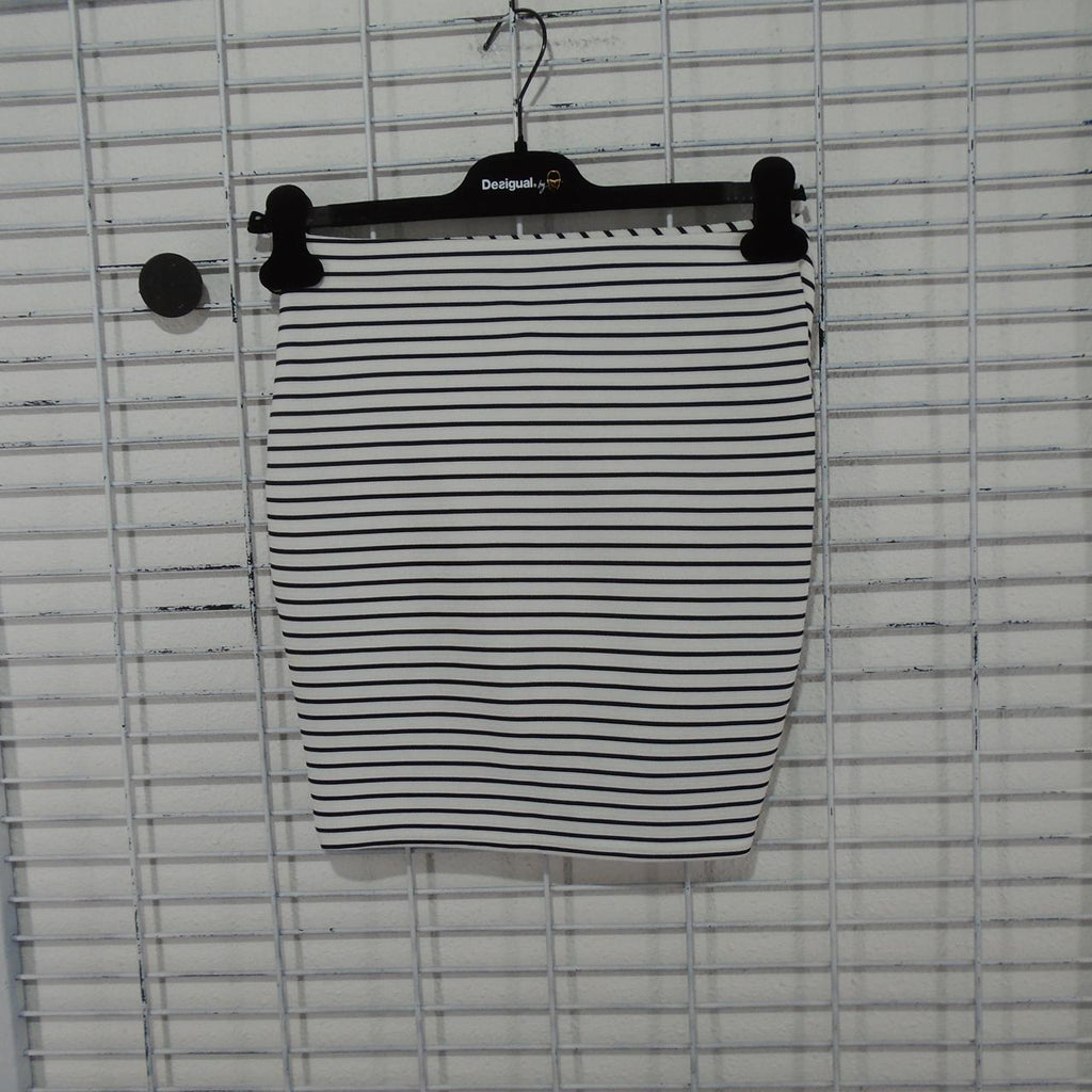 Women's Skirt Atmosphere. Multicolor. XS. Used. Good