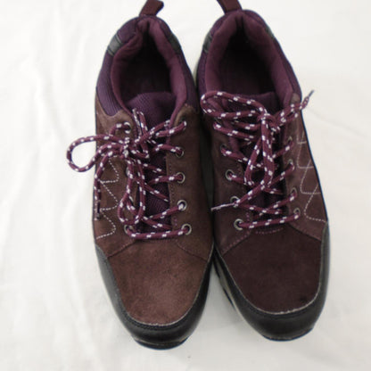 Women's Sneakers TEX. Bordeaux. 39. New without tags