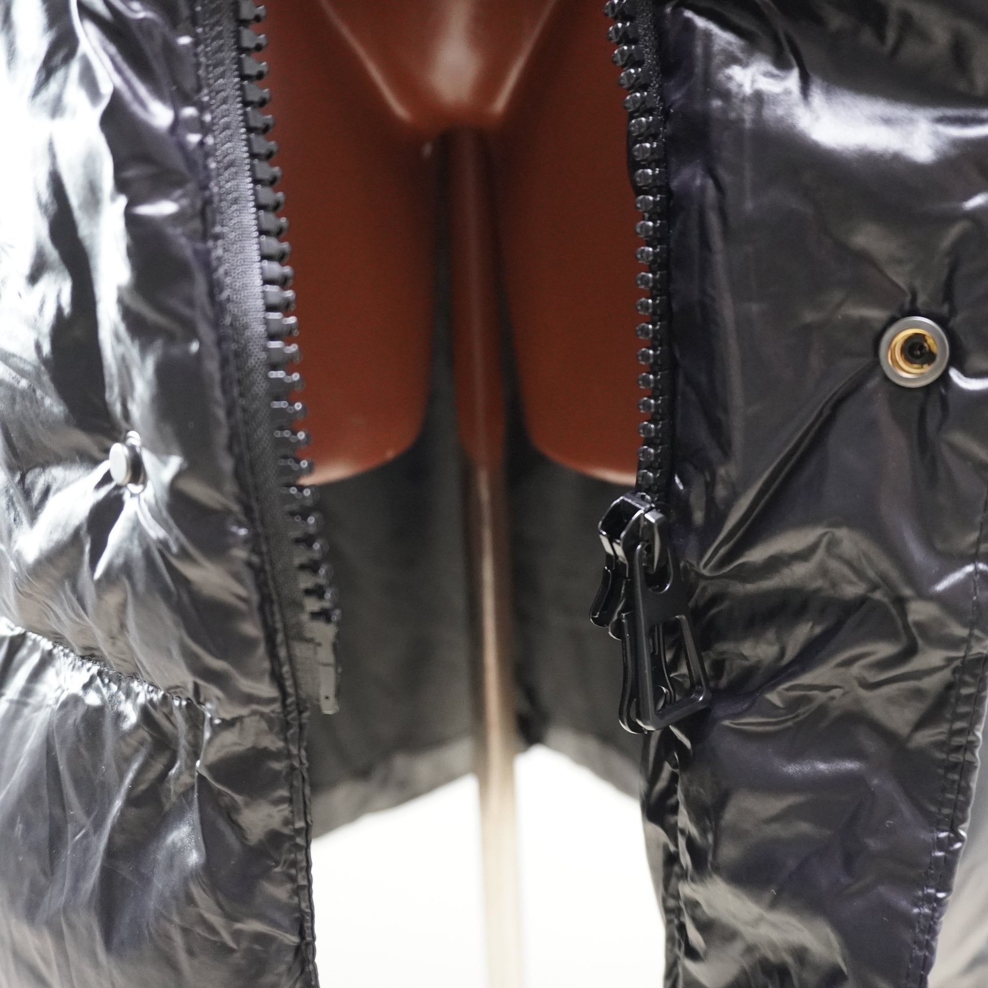 Parka Italian Style para Mujer Nueva con Etiquetas - Negra, L
