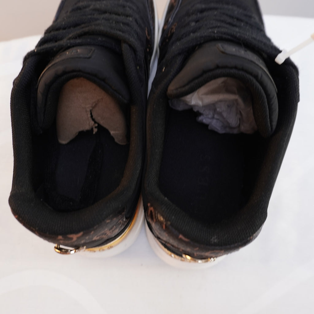 Zapatillas Guess para Mujer Usadas - Negros, Talla 39