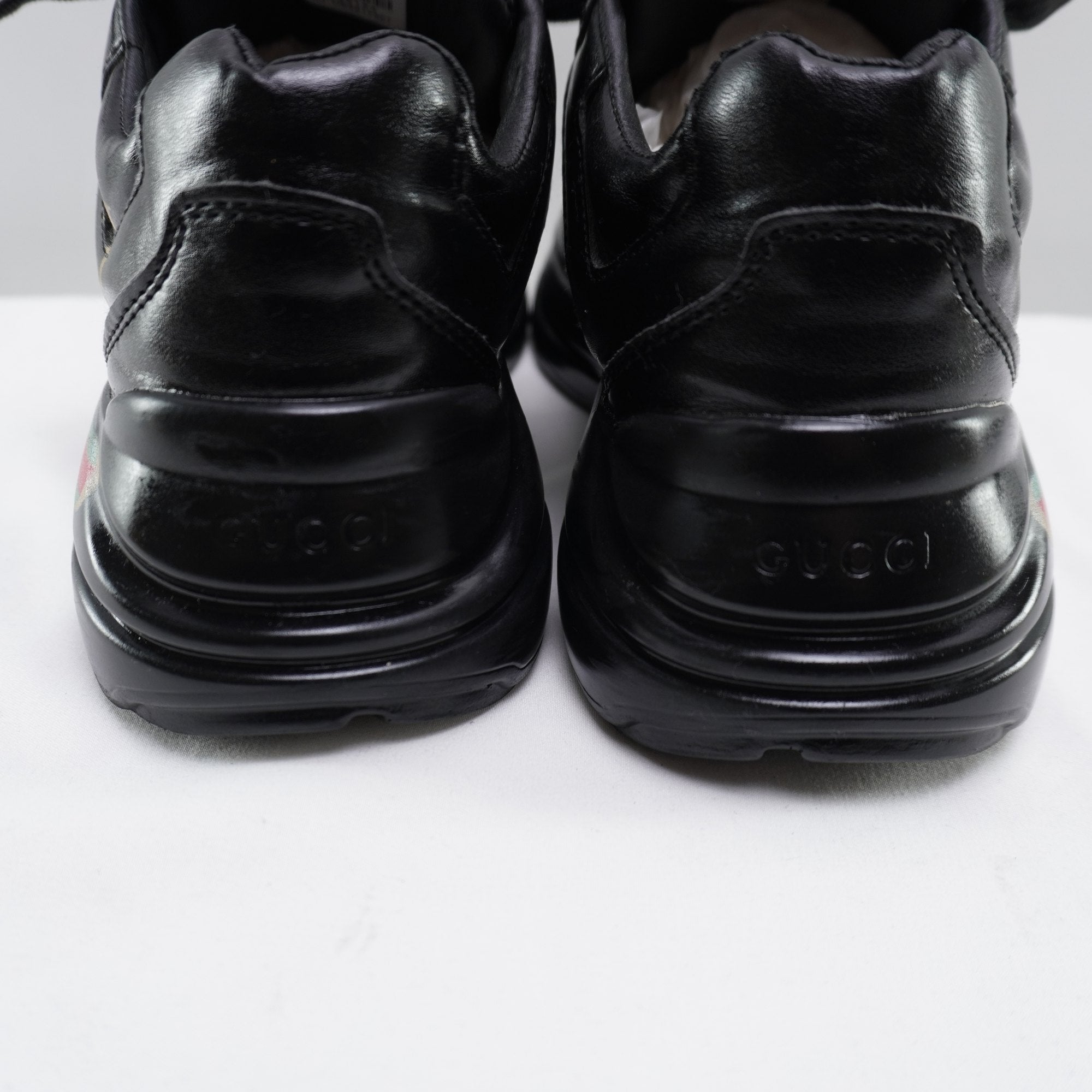Zapatillas Gucci para Mujer Usadas - Negro, Talla 38