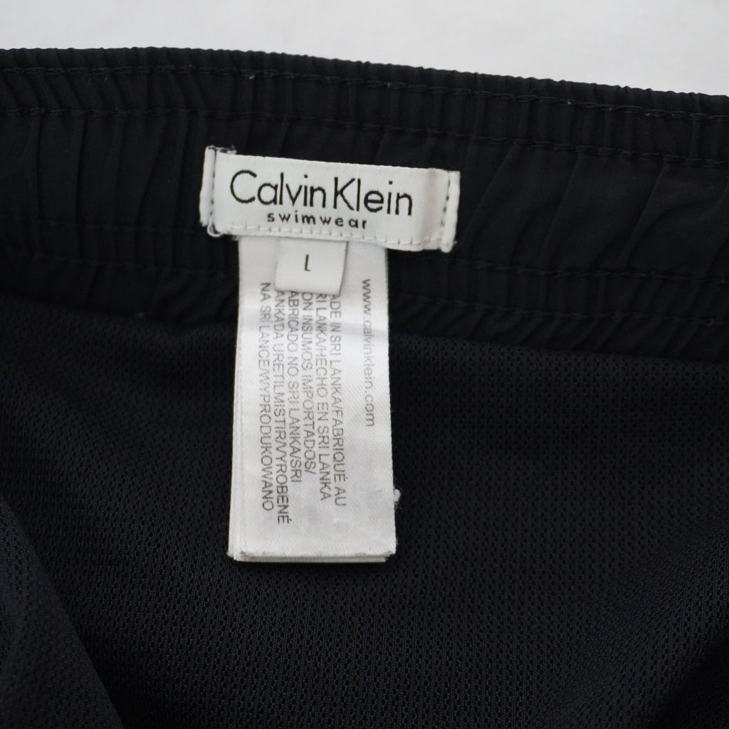Bermudas Calvin Klein para Hombre Usadas - Negro, Muy Buen Estado